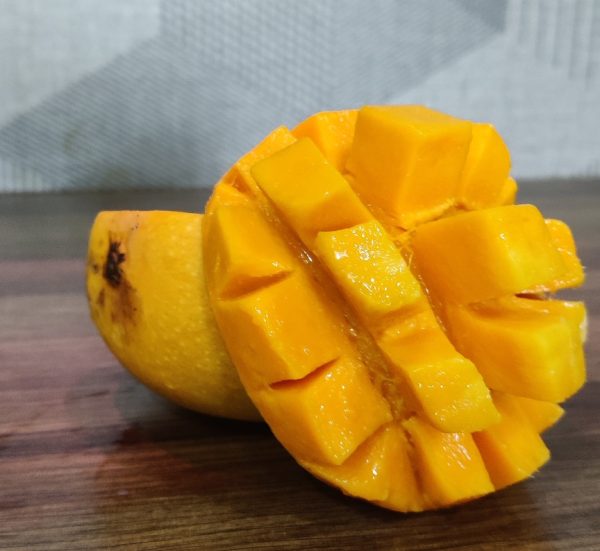 alphonso mango cut photo